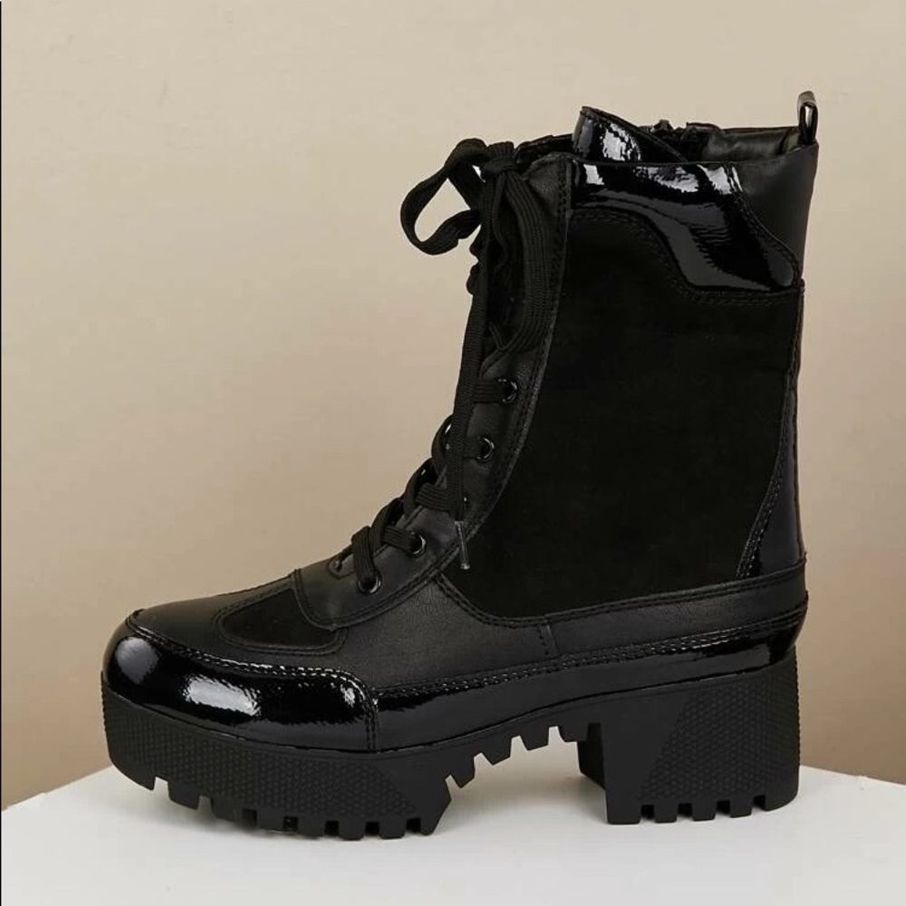 Bamboo Lace Front Side Zip Lug Sole Combat Boots